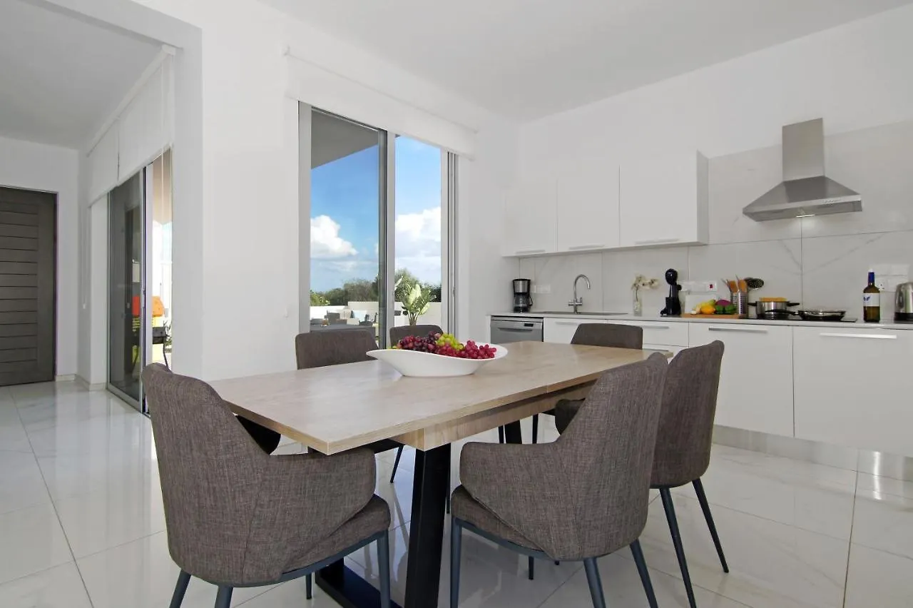 Semesterbostad Villa Harmonia Protaras Cypern